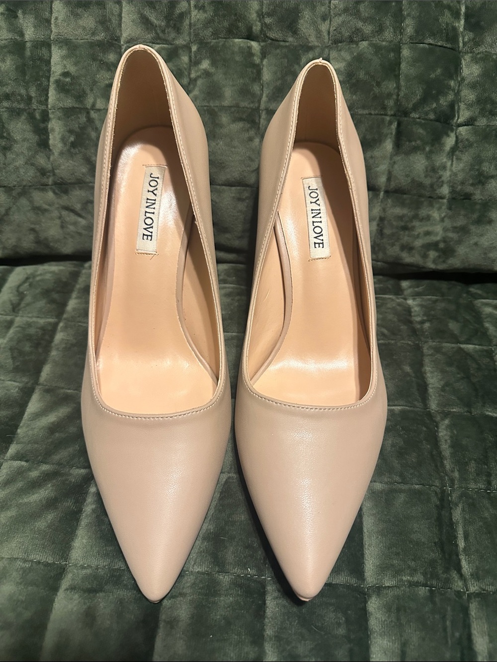JOY IN LOVE Women's Nude Pointed-Toe Pumps